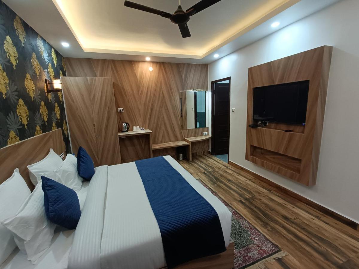 Dls Nature Trinket Resort Далхаузи Экстерьер фото